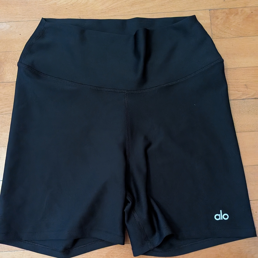 ALO 5" Airlift Energy Short